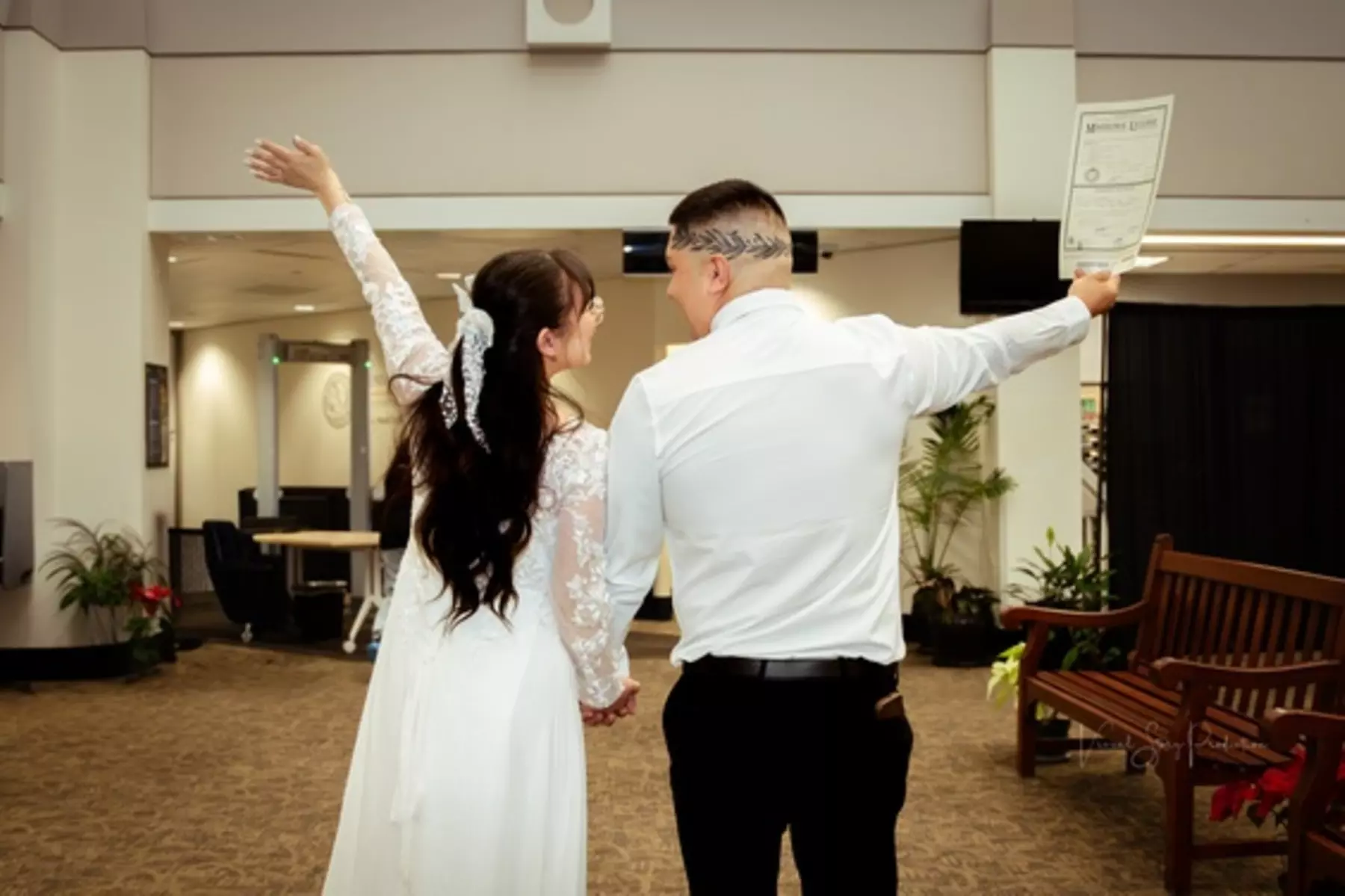 Professional Seasonal & Holiday Photo Session (Studio or On-Location)