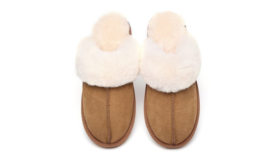 Image 4: UGG Unisex Muffin Scuff Slippers