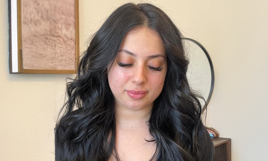 Image 6: Transform Frizz with a 1,2, or 3 sessions of Straightening Treatment