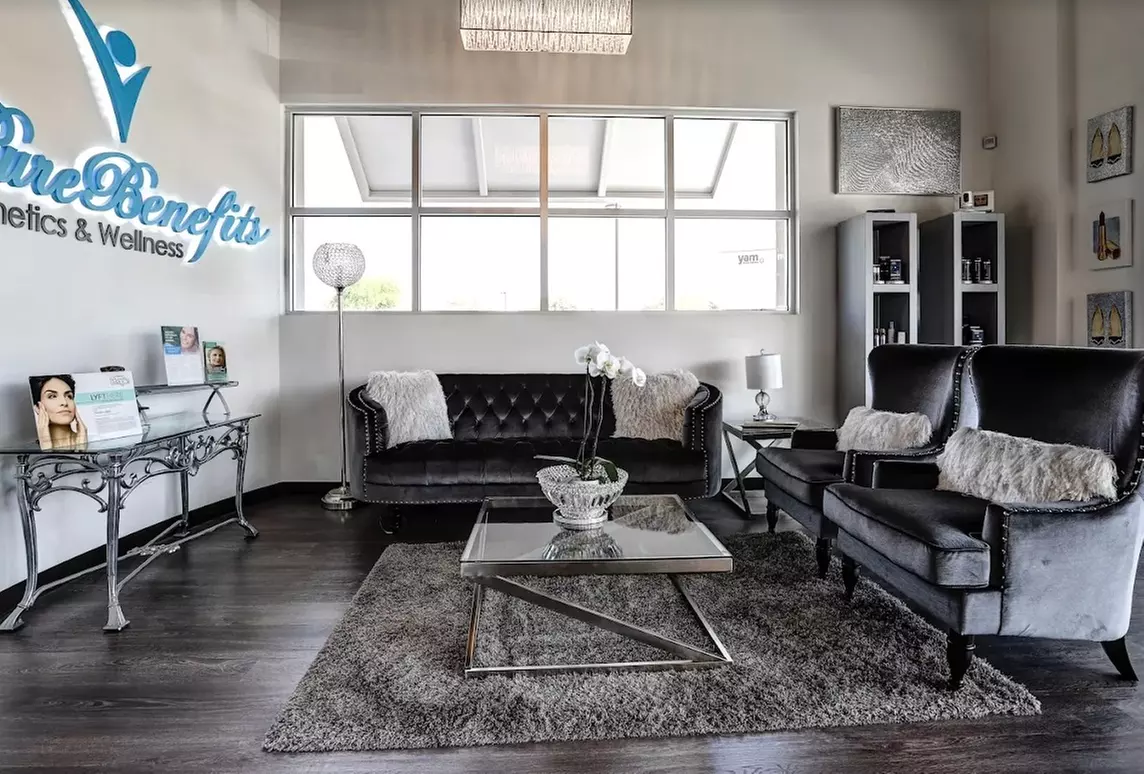 Get 20, 40 or 60 Units of Botox Injections: Restore Youthful Radiance!