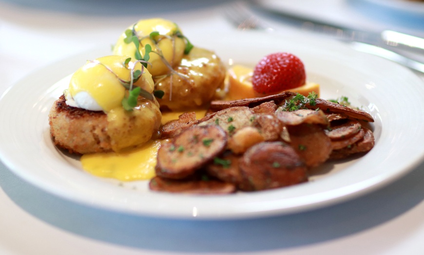 Image 2: Enjoy Brunch Combo with Drink and Parking for Two or Four People