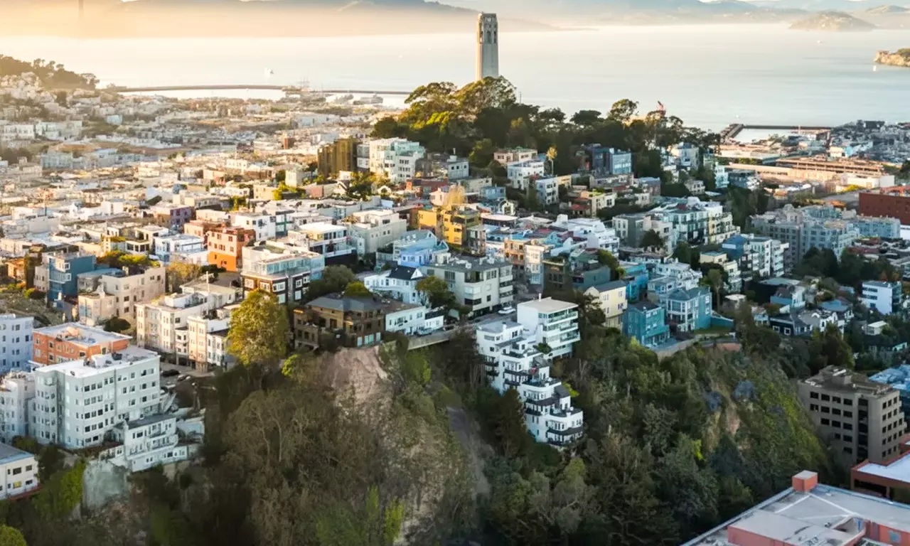 Fly Together: Exclusive Flight Deals for 2 or 3 People