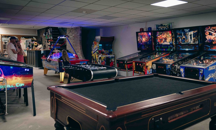 Image 3: Up to 26% Off on Arcade at Highest Score Arcade