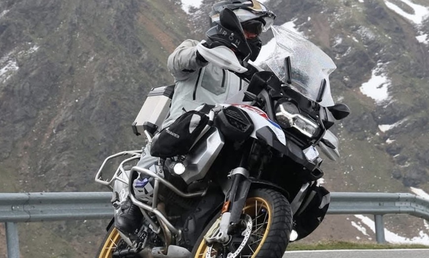 Image 3: Wertgutschein für PKW-/Motorrad-Führerschein oder Aufbauseminar