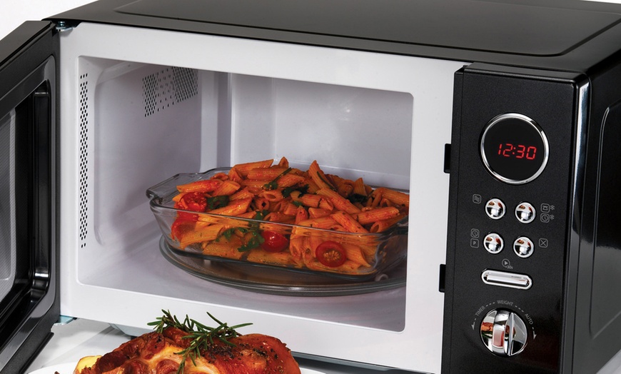 Image 8: Morphy Richards Microwave