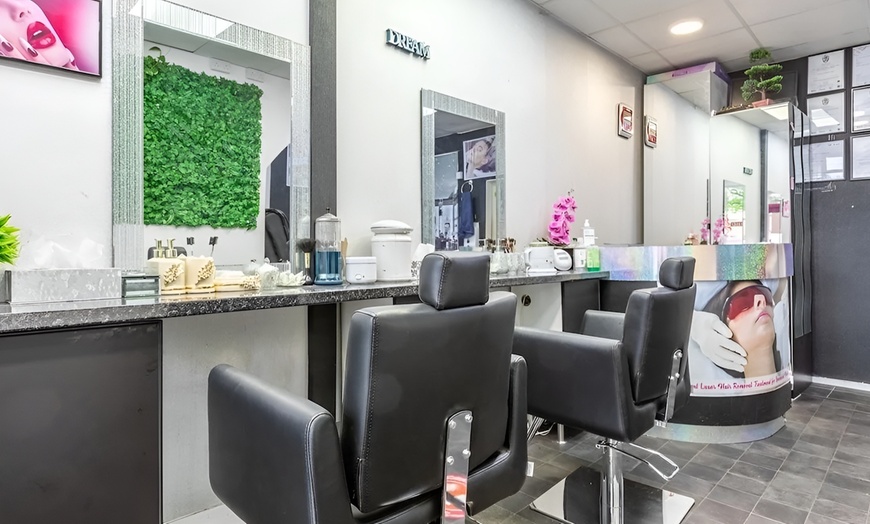 Image 4: Up to 26% Off on Facial at Dream Hair And Beauty