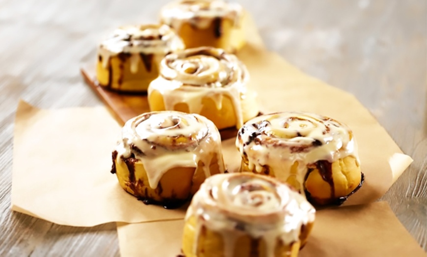 Image 7: Choice of Cinnabon Rolls