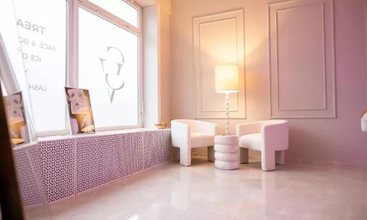 Erlebe K-Beauty: 45 Min. Korean Skincare Basic Gesichtsbehandlung für 1 Person (bis zu 39% sparen) - Second Medium