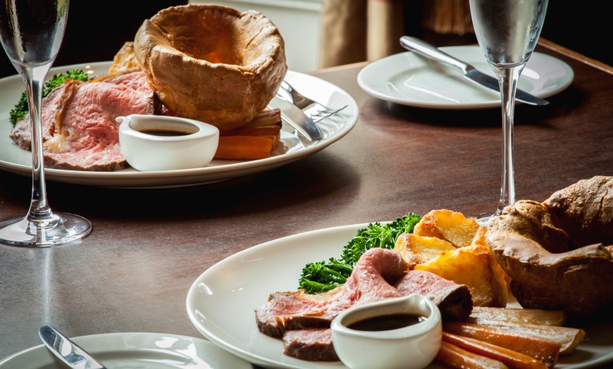 Image 4: Weekend & Weekday Spa Days for Two - Rasul, Spa Access & Tea