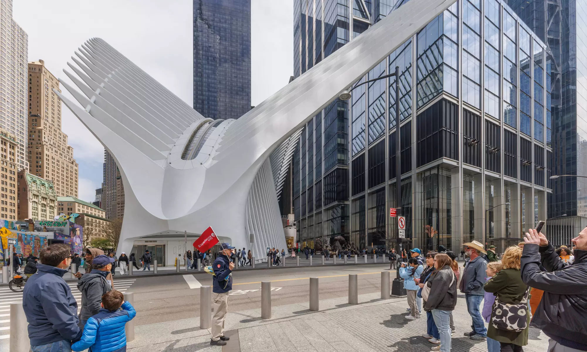Explore NYC's Iconic Sites on an Award Wining Bus, Cab or Walking Tour
