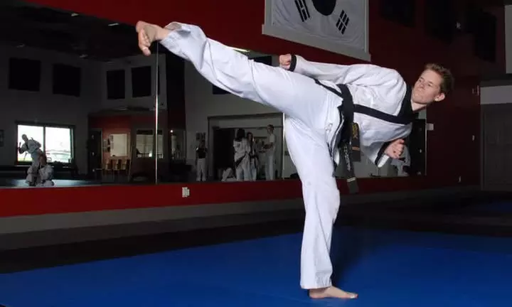1 Month of Martial Arts Classes, Gracie Jujitsu Training for 1 & More