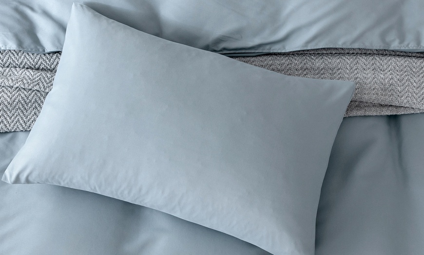 Image 5: Fitted Bed Sheet in choice of sizes with optional Pillow Case