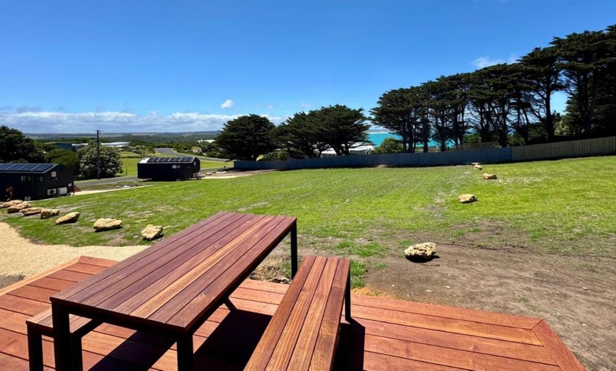 Image 10: Cape Bridgewater: Chalet or Retreat with Cafe Voucher & Late Checkout