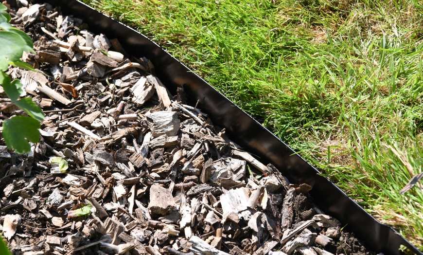 Image 3: Heavy Duty Metal Border Edging - 4 Colour Options - Pack of 4