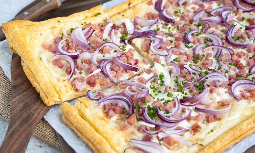 Image 2: Flammkuchen klassisch oder kreativ für 2 oder 4 Personen