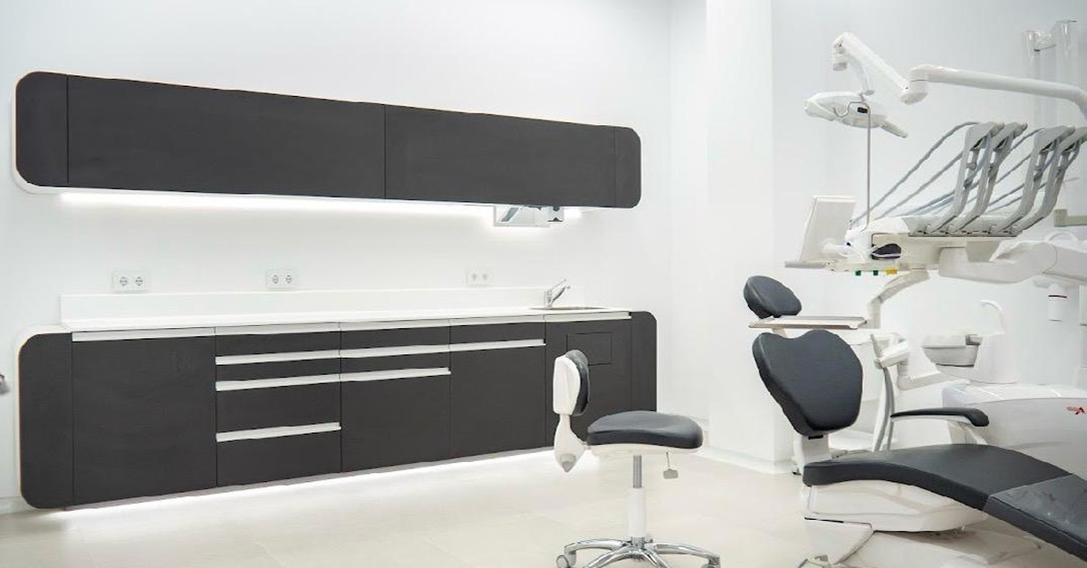 Limpieza bucal y revisión dental en Madrid