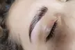 ¡Transforma tu mirada! Laminado de cejas con diseño, depilación y tinte de cejas y pestañas para 1 persona - Second Medium