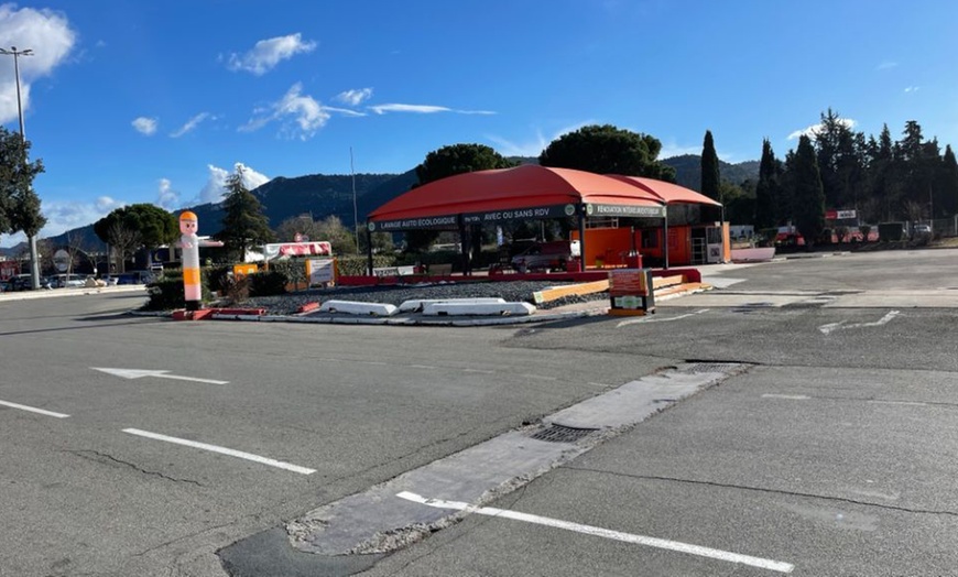 Image 4: Lavage intérieur ou extérieur au choix avec Auto Clean FM Martigues