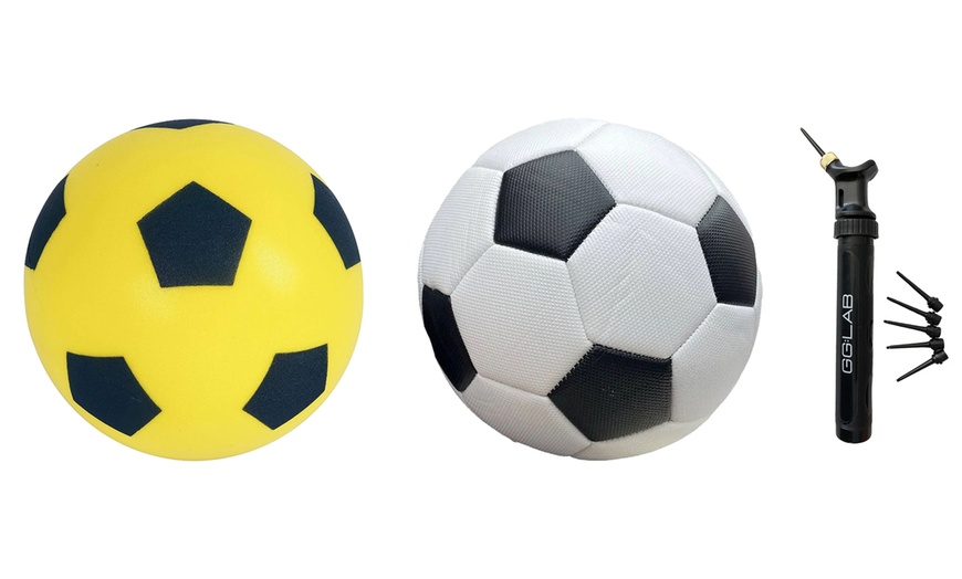 Image 3: Kids' Football Skills Trainer Set 