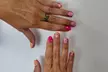 Manicura y/o pedicura semipermanente con opción a refuerzo para 1 persona, con hasta un 40% de descuento - Second Medium