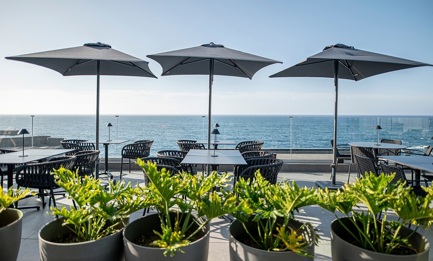 Image 4: DayPass con hamacas, sombrilla, cóctel y opción a almuerzo o Spa