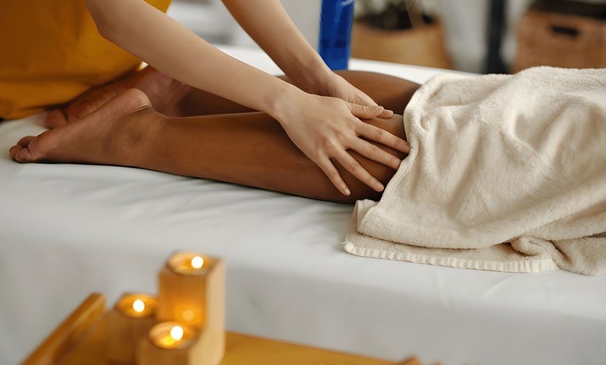 Image 3: 60 Or 90-Min Deep Tissue or Swedish Massage with Optional Hot Stones
