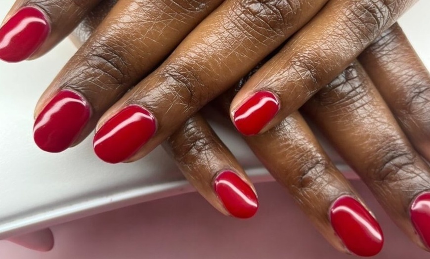 Image 10: Shellac Gel or BIAB Manicure and/or Pedicure