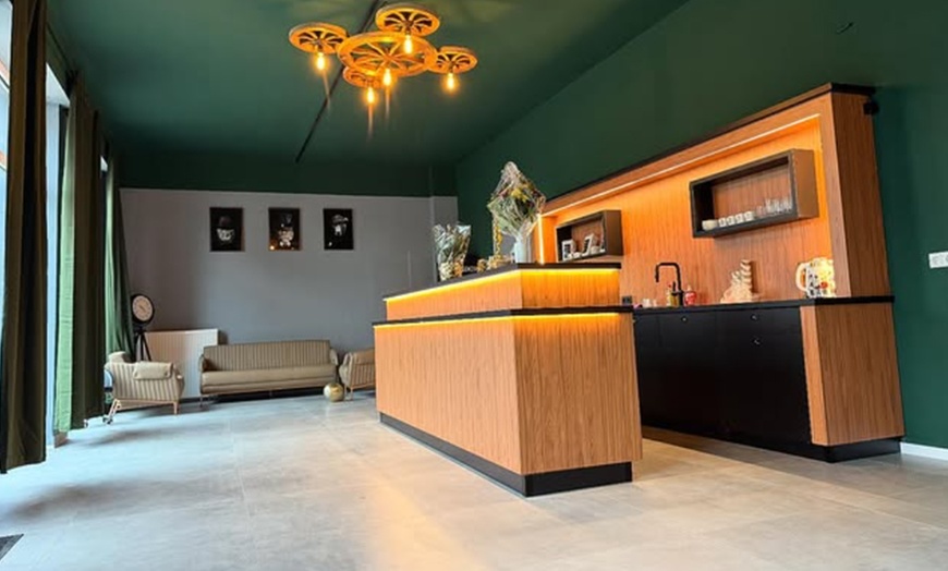 Image 3: Rundum-Pflegepaket „Captain“ für 1 Herren – Schnitt, Rasur & Styling