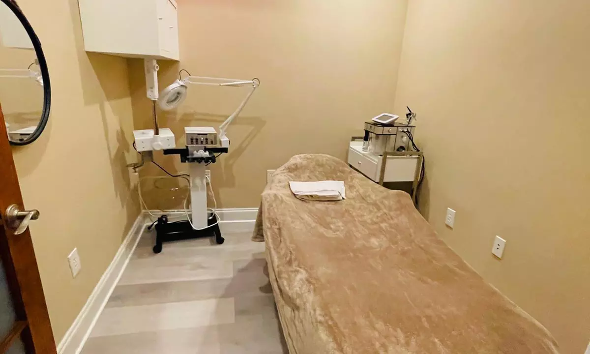 Ultimate Coverage with Eight  Large Area Laser Hair Removal