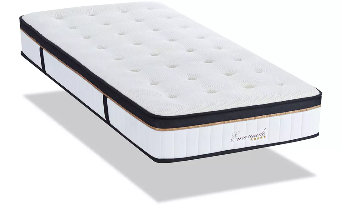 Lit coffre Giulia en velours beige, Maison Aubertin