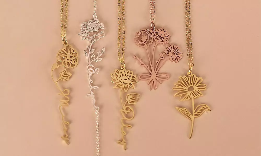 Personalisierte Blütenkette oder Halskette mit Blumenscheibe