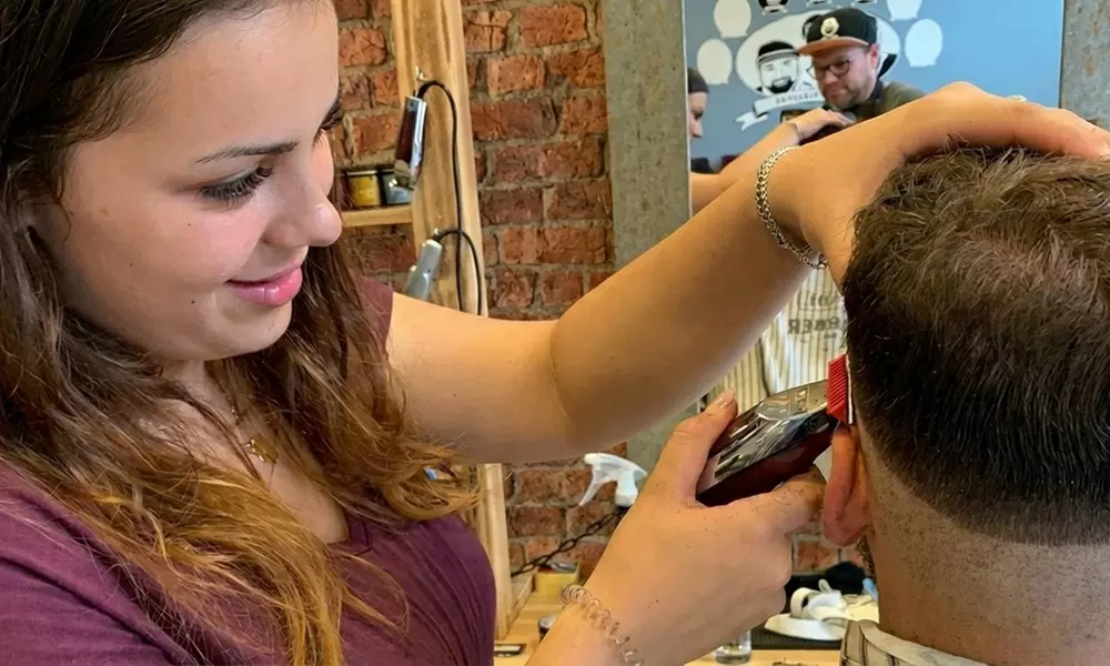 Herrenhaarschnitt mit Waschen & Styling, optional inkl. Bart-Rasur