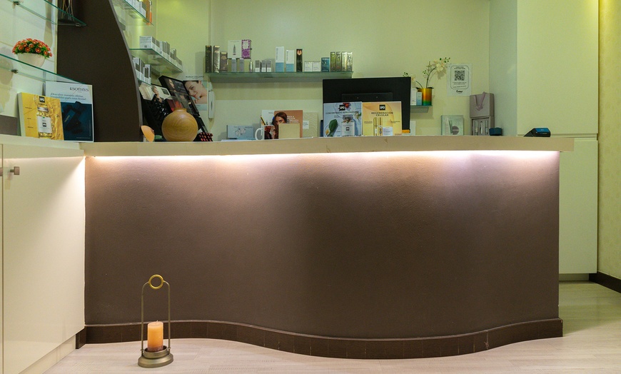 Image 6: 2 o 4 sesiones de endomasaje reductor y anticelulítico para 1 persona