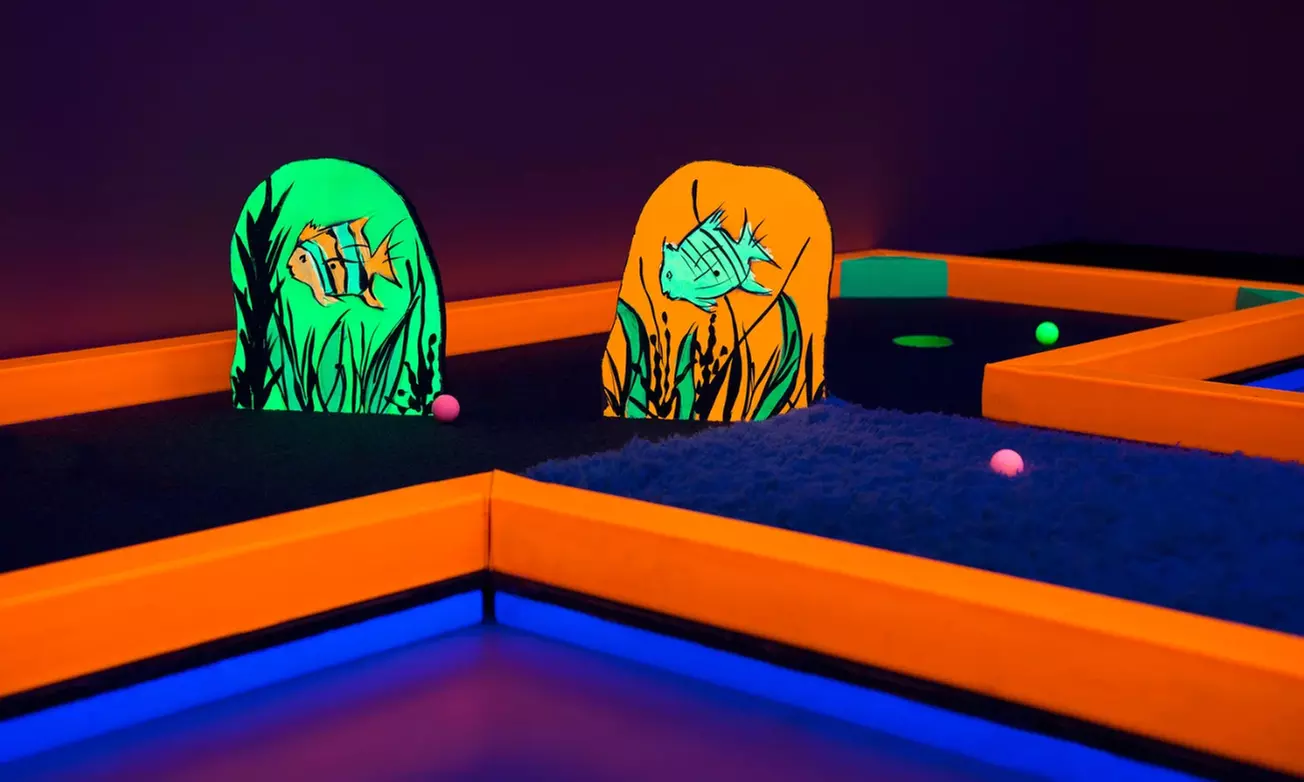 Glow-in-the-Dark Mini Golf with Vibrant Challenges – Norman