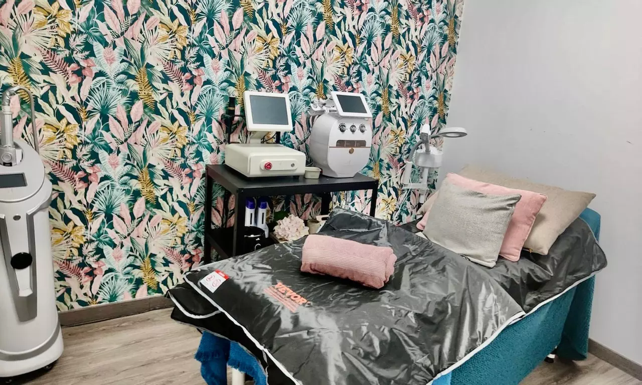 Masaje corporal a elegir, masaje con reflexología o facial express