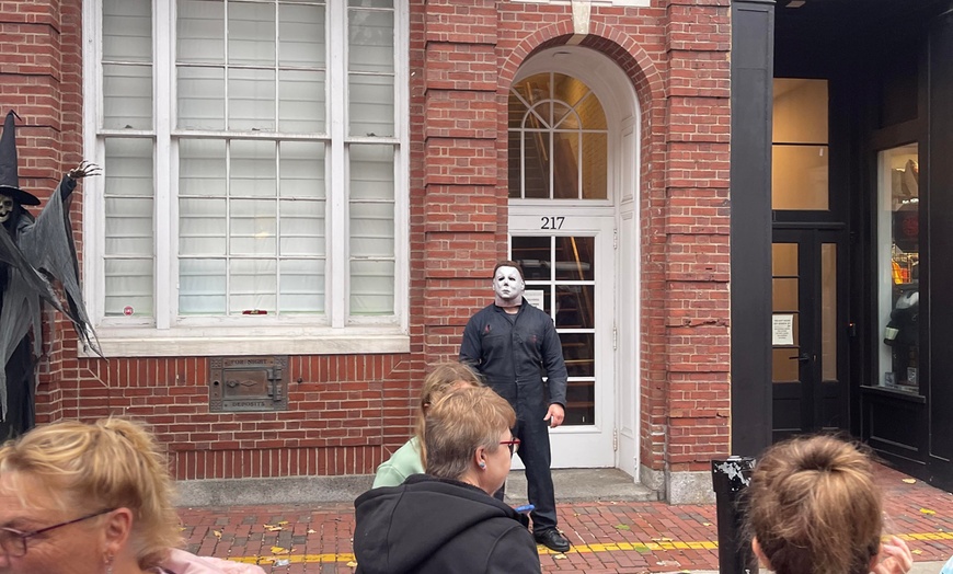 Image 11: Ghost Tour with Free Ghost Hunting Gear