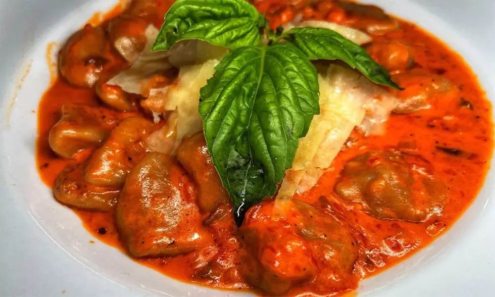 3 Course Dinner + Cocktails for 2 or 4 People, $100 or $150 Credits