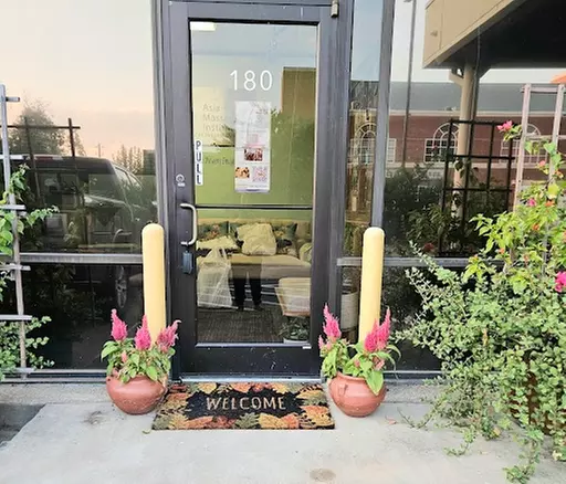 Relax with One or Two 90-Minute Lymphatic Drainage Massages (Up to 49% Off) at Asia-Pacific Massage Institute - Second Medium