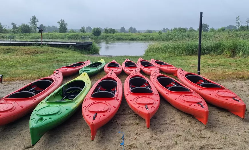 Image 8: Przygoda i malownicze widoki: spływ kajakowy dla 2, 4 lub 6 osób