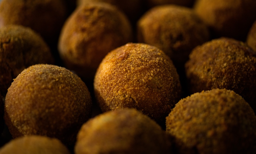 Image 6: Menu burgers, tenders ou options veggies à Jim's Fast Good, Uccle