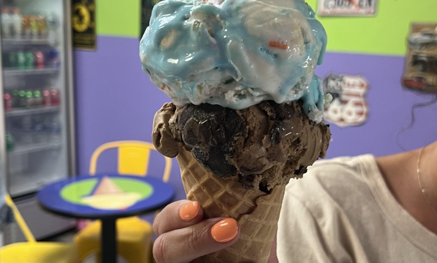 Image 8: $25, $40, or $70 on Food & Drink, Fudge Sundaes, Ice creams, & More