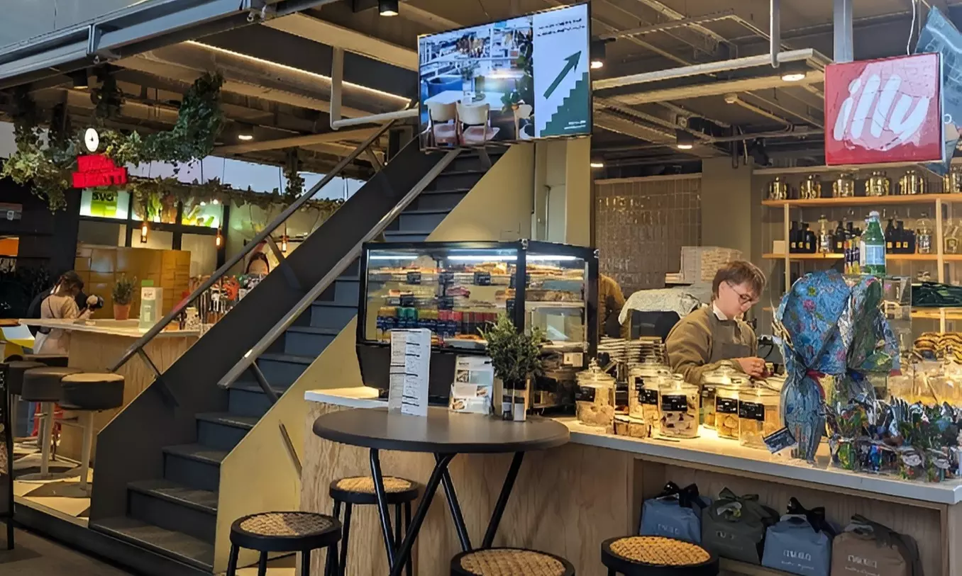 Uitgebreide Italiaanse proeverij in de Markthal voor 2 of 4 personen