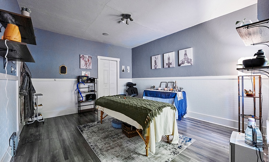 Image 2: One or Two Sessions: 60 or 90-Minute Massage with Aromatherapy & More