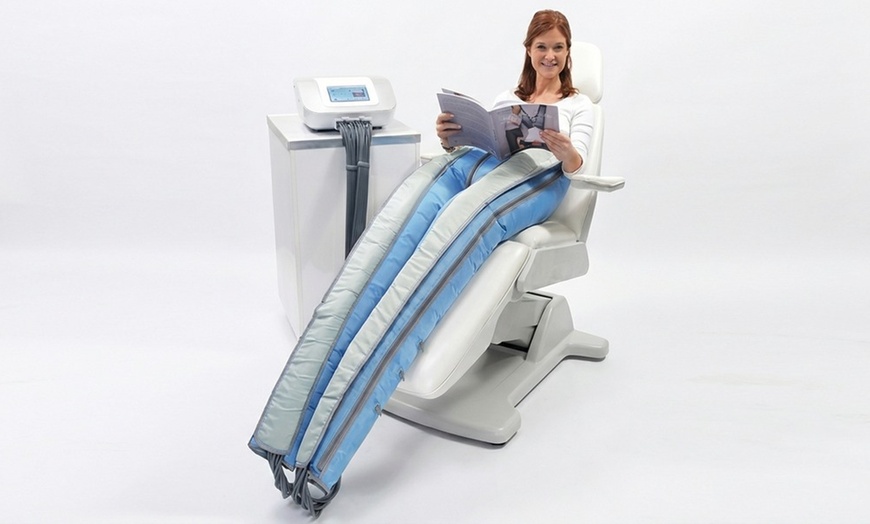 Image 2: Apparative Lymphdrainage, opt. inkl. Beckenbodenstuhl & Rücken-Massage