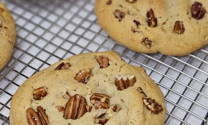 Image 2: Indulge in Fresh, Homemade Quarter-Pound Cookies 