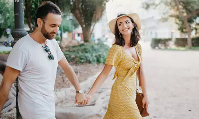 Escapada en ciudad: caja regalo para 2 con 1 noche, desayuno y extra