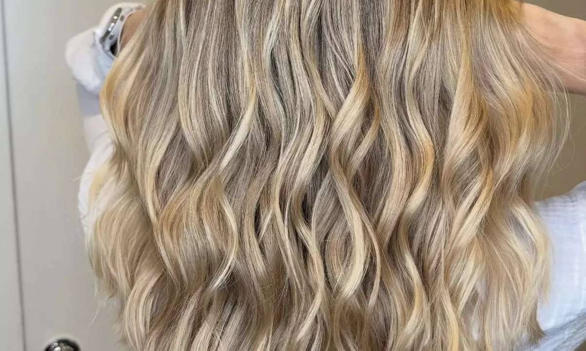 Luce una melena más suave y lisa con Alisado de Keratina u Orgánico