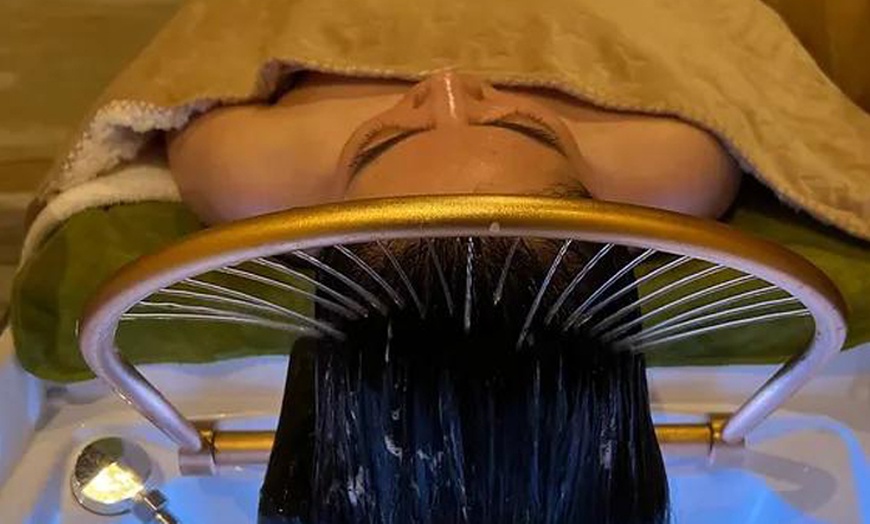 Image 4: Head spa japonés de 30, 60 o 90 minutos con bebida de cortesía