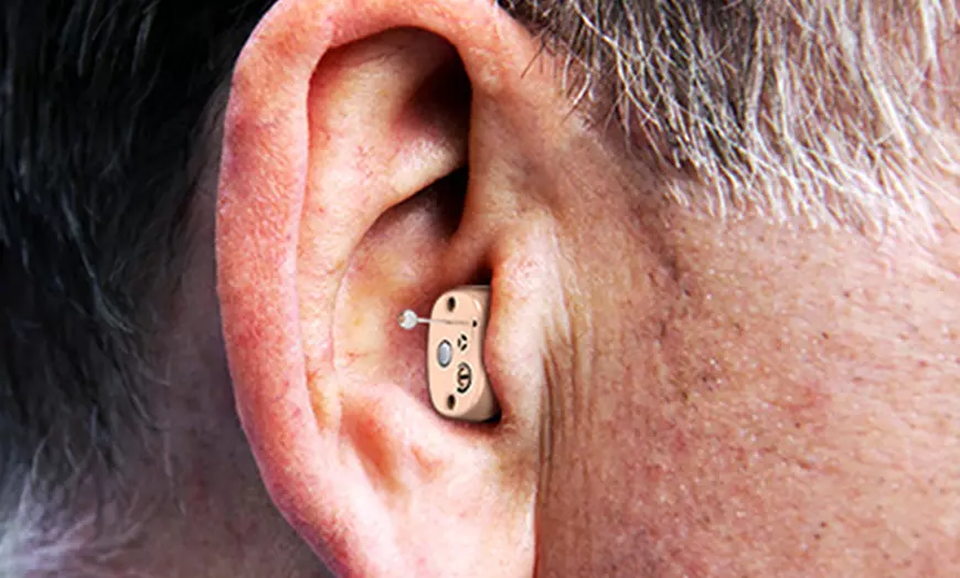 Image 3: Digital Invisible In-Ear Hearing Aid