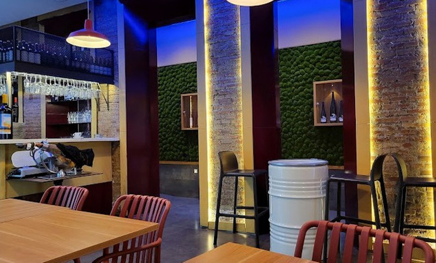 Image 4: Menú de arroces para 2 o 4 personas en la plaza de la Merced